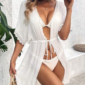 Swim Vcay Kimono femme avec manches chauve-souris, taille à cordon de serrage et garniture en dentelle. cache-maillot idéale pour les vacances à la plage en été