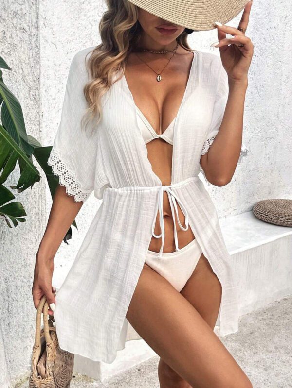 Swim Vcay Kimono femme avec manches chauve-souris, taille à cordon de serrage et garniture en dentelle. cache-maillot idéale pour les vacances à la plage en été – Image 3