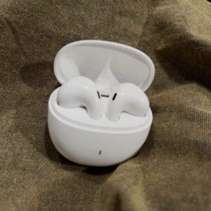 Écouteurs sans fil véritables - compatibles avec Apple et Android, microphone intégré, écouteurs résistants à la transpiration, jusqu'à 24 heures d'autonomie - blanc, écouteurs  sans fil, Airbus's, pour étui Airpuds, autonomie (200 mAh), nom Bluetooth "TWS"