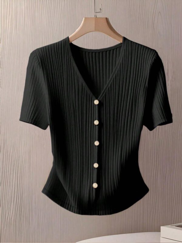 GlowEve T-shirt décontracté col V unicolore à manches courtes et simple boutonnage pour femmes, été – Image 8