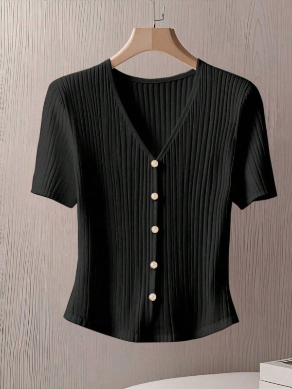 GlowEve T-shirt décontracté col V unicolore à manches courtes et simple boutonnage pour femmes, été – Image 10