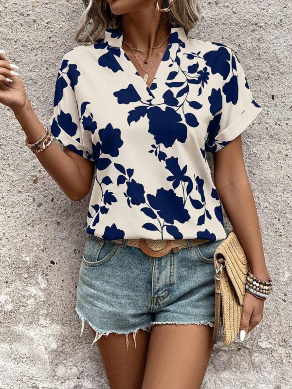 EMERY ROSE Femme Vacances d'été Couleur unie Grande fleur Col V Évasé Manches Courtes Ample Chemise, Top Manches Courtes – Image 7