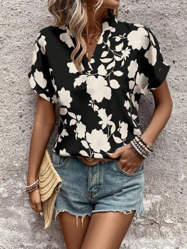 EMERY ROSE Femme Vacances d'été Couleur unie Grande fleur Col V Évasé Manches Courtes Ample Chemise, Top Manches Courtes – Image 8