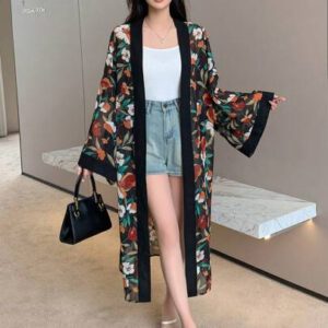 DAZY Kimono couvre-tout à motif floral avec manches évasées, parfait pour les vacances d'été, tenues de plage pour femmes