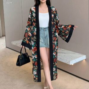 DAZY Kimono couvre-tout à motif floral avec manches évasées, parfait pour les vacances d'été, tenues de plage pour femmes