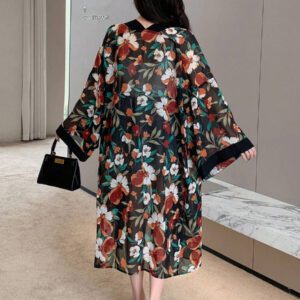 DAZY Kimono couvre-tout à motif floral avec manches évasées, parfait pour les vacances d'été, tenues de plage pour femmes