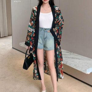 DAZY Kimono couvre-tout à motif floral avec manches évasées, parfait pour les vacances d'été, tenues de plage pour femmes