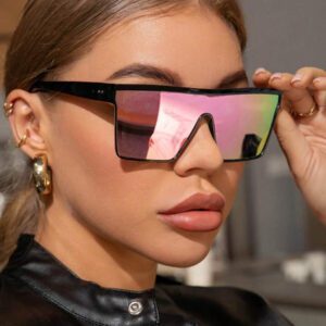 Lunettes de soleil unisexes à monture carrée surdimensionnée en plastique imprimé léopard, style bohème, lunettes de mode, décoration classique pour l'extérieur, les voyages, la plage, la conduite, avec protection UV. Une ombre élégante et pour les sorties en famille, les vacances, l'été, la plage, les voyages.