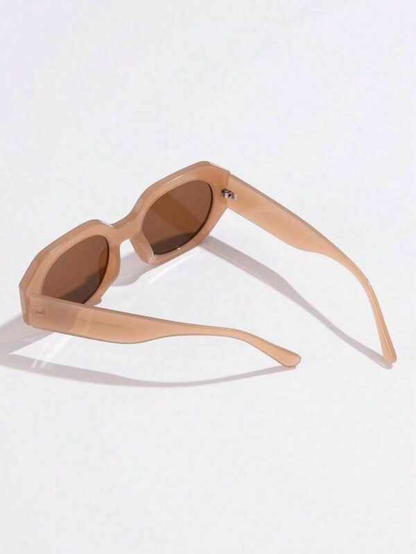 1 pièce vintage unisexes à gros cadre polygonal simples et décontractées, accessoires de mode pour femmes. Idéal pour les extérieurs, les voyages, les vacances à la plage. Basiques pour les tenues d'automne/hiver, casual business. Cadeaux pour l'été, les vacances à la plage, les sorties. – Image 9