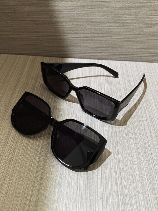 Lunettes de soleil rétro à grand cadre carré en plastique, design classique, décoration pour les voyages, les vacances à la plage, la protection UV et la conduite. Lunettes de soleil de mode unisexe élégantes pour les sorties en famille, les vacances, l'été, la plage, les voyages et les activités extérieures – Image 29