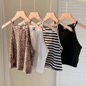SHEIN EZwear 4 pièces Hauts camisoles pour femmes, imprimé léopard, rayures bleues, bleu clair unicolore, noir. Décontractés et ajustés, conviennent pour l'été